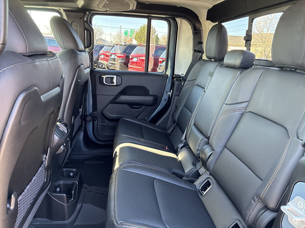 Thumbnail: 2026 Jeep Gladiator - 12