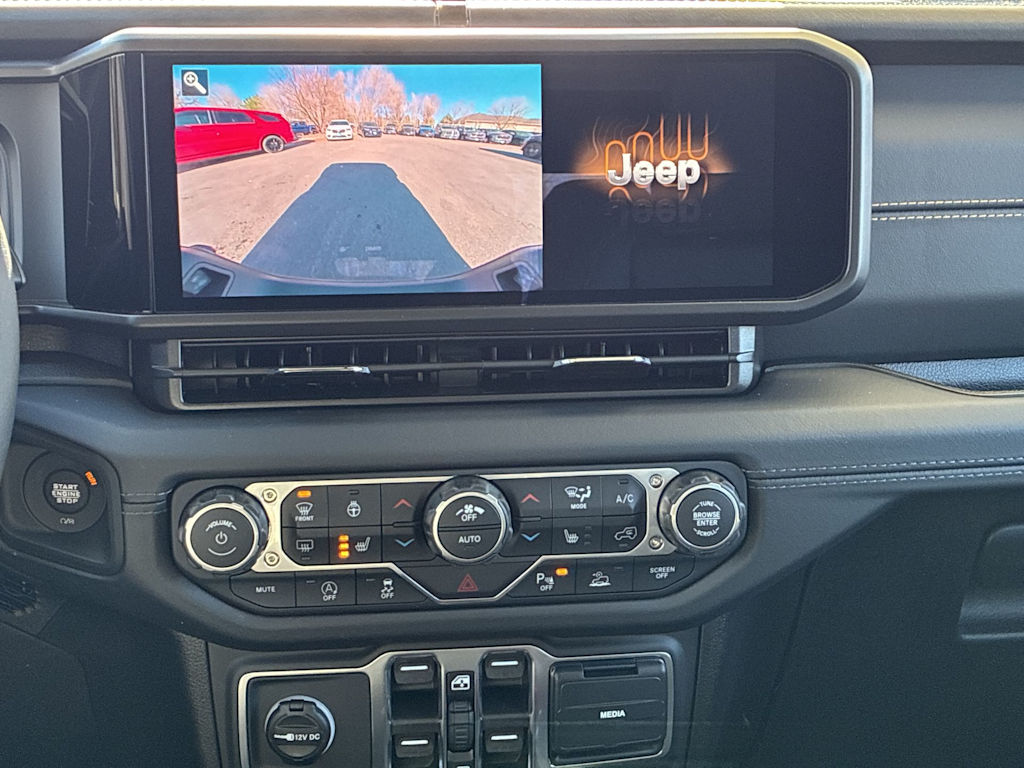 Thumbnail: 2026 Jeep Gladiator - 23