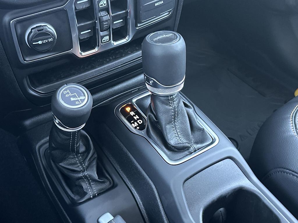 Thumbnail: 2025 Jeep Gladiator - 13