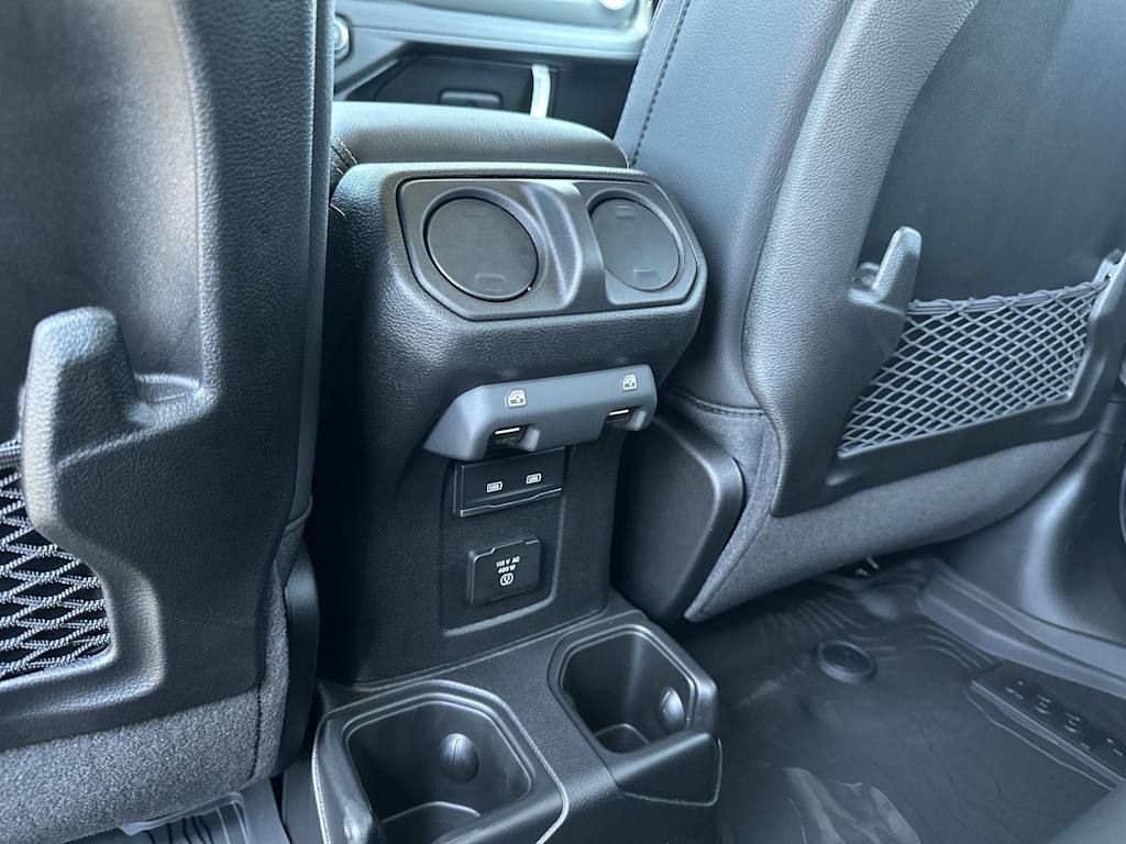 Thumbnail: 2025 Jeep Gladiator - 22