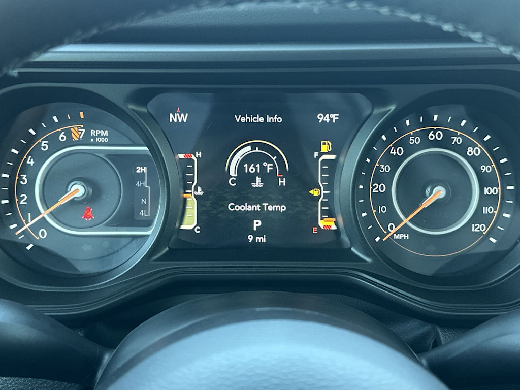 Thumbnail: 2025 Jeep Gladiator - 14