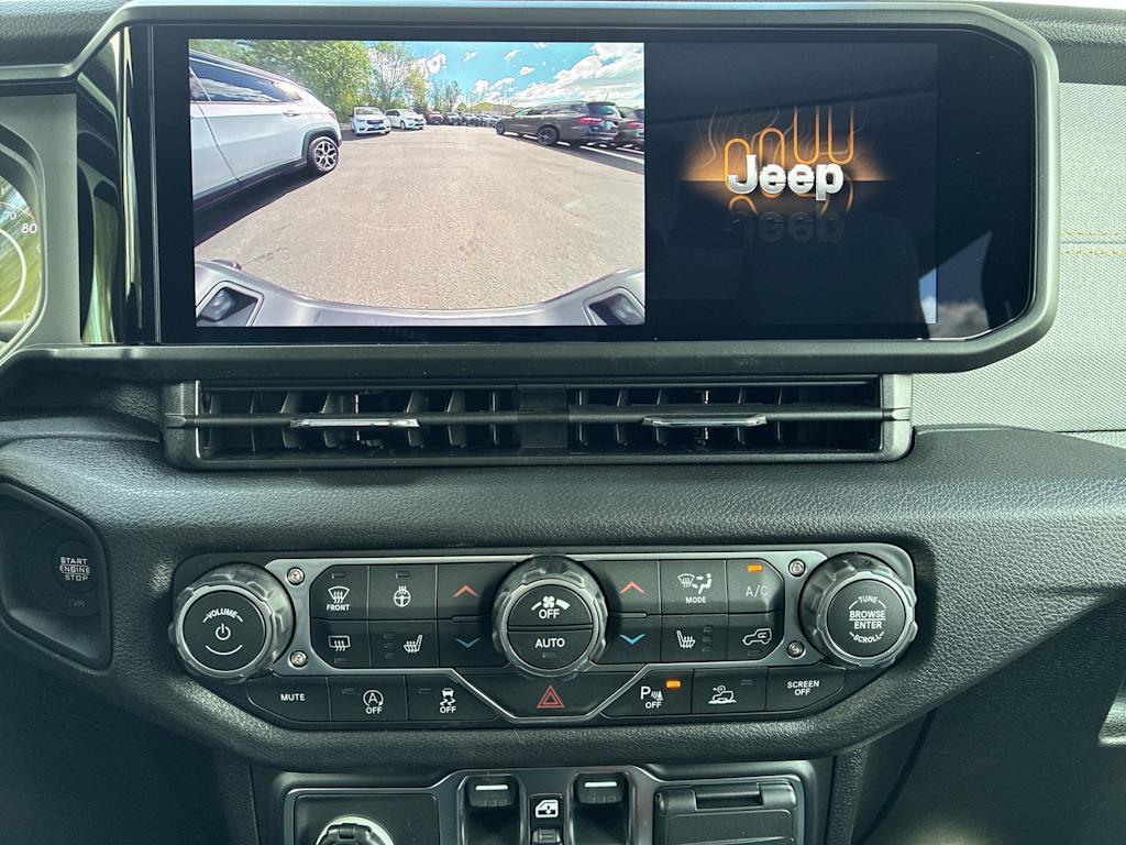 Thumbnail: 2026 Jeep Gladiator - 25
