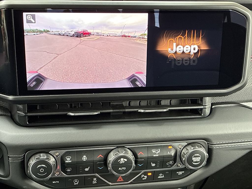 Thumbnail: 2026 Jeep Gladiator - 25