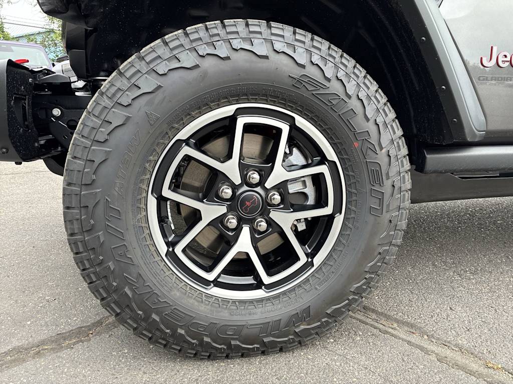 Thumbnail: 2026 Jeep Gladiator - 8