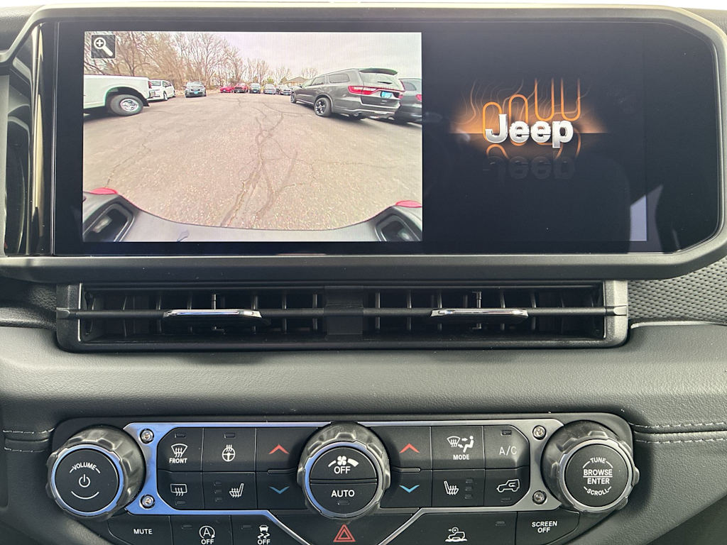 Thumbnail: 2026 Jeep Gladiator - 24