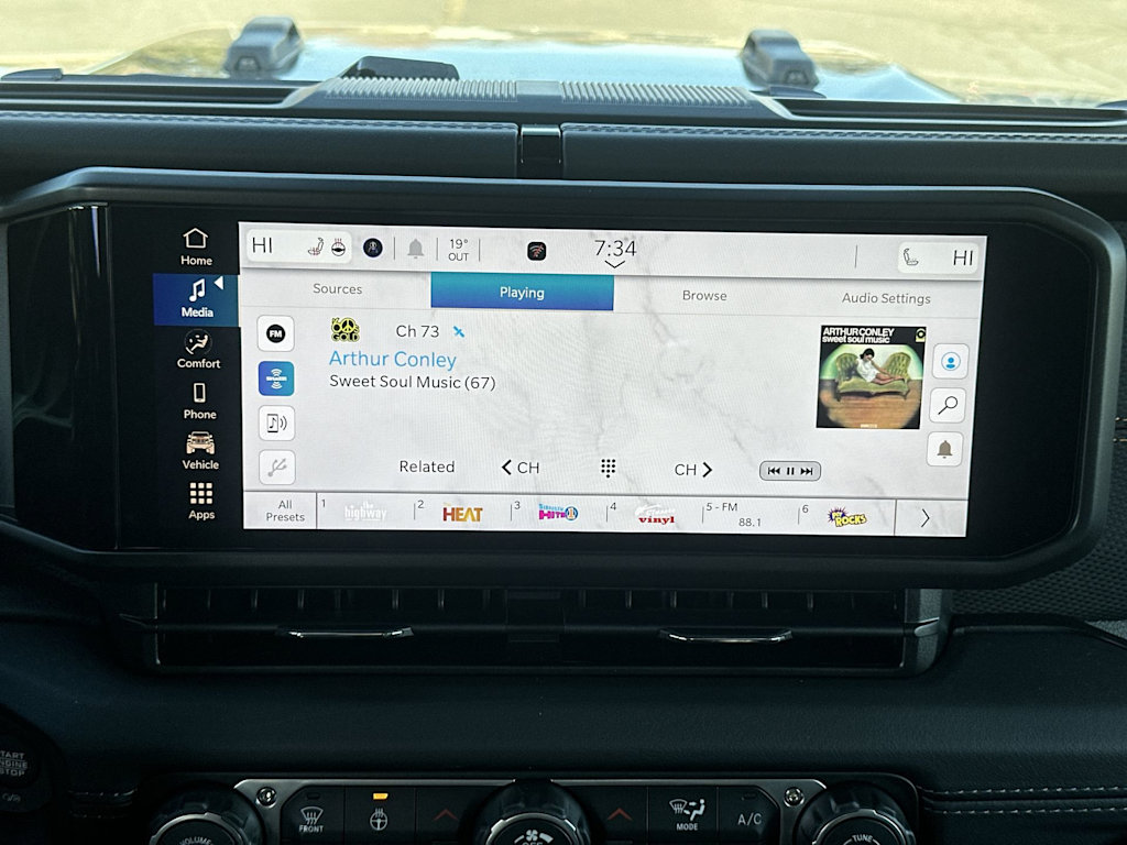 Thumbnail: 2026 Jeep Gladiator - 11