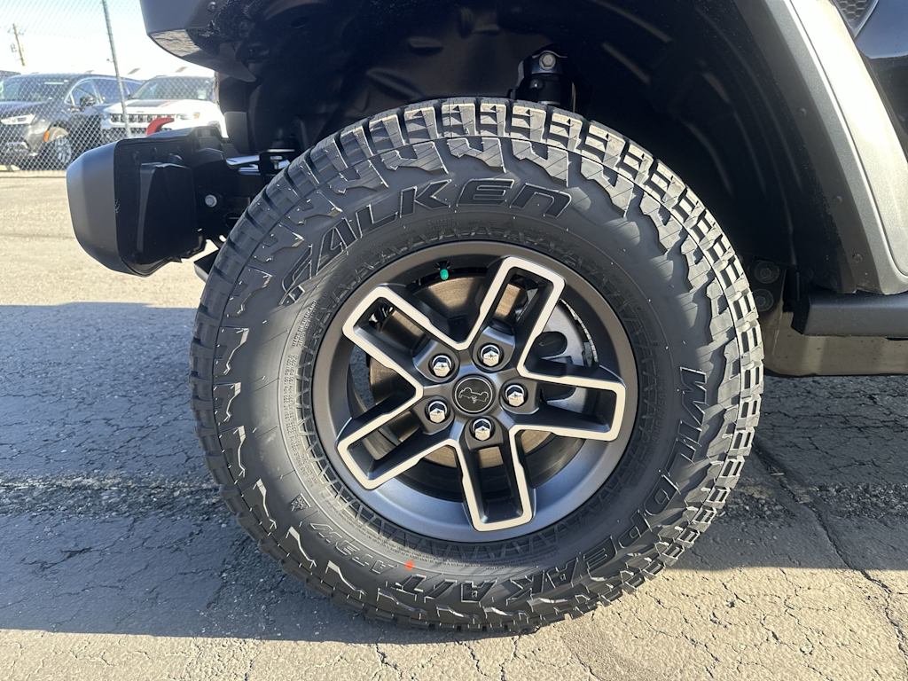 Thumbnail: 2026 Jeep Gladiator - 8