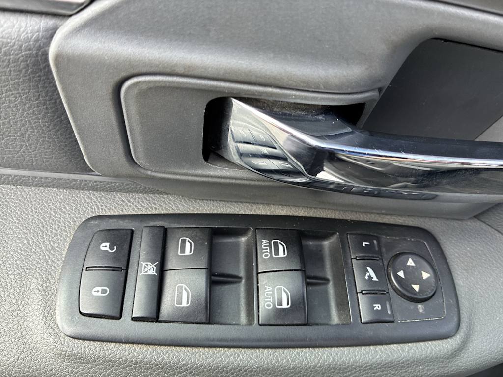 Thumbnail: 2020 RAM 1500 - 18