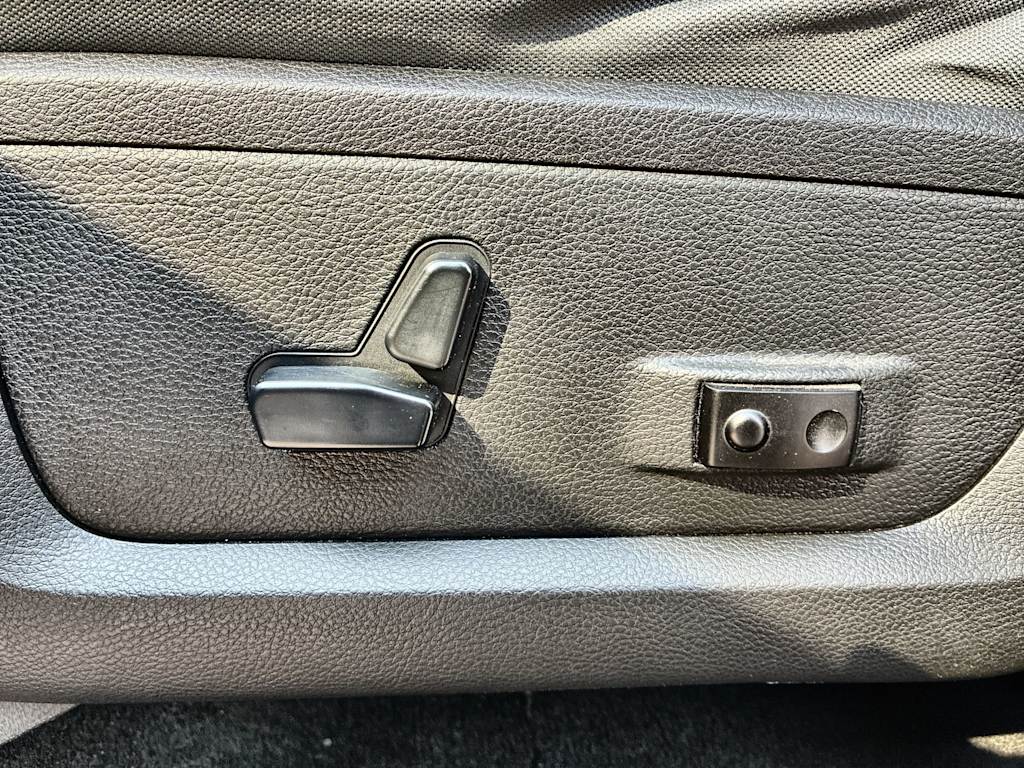 Thumbnail: 2014 RAM 1500 - 18
