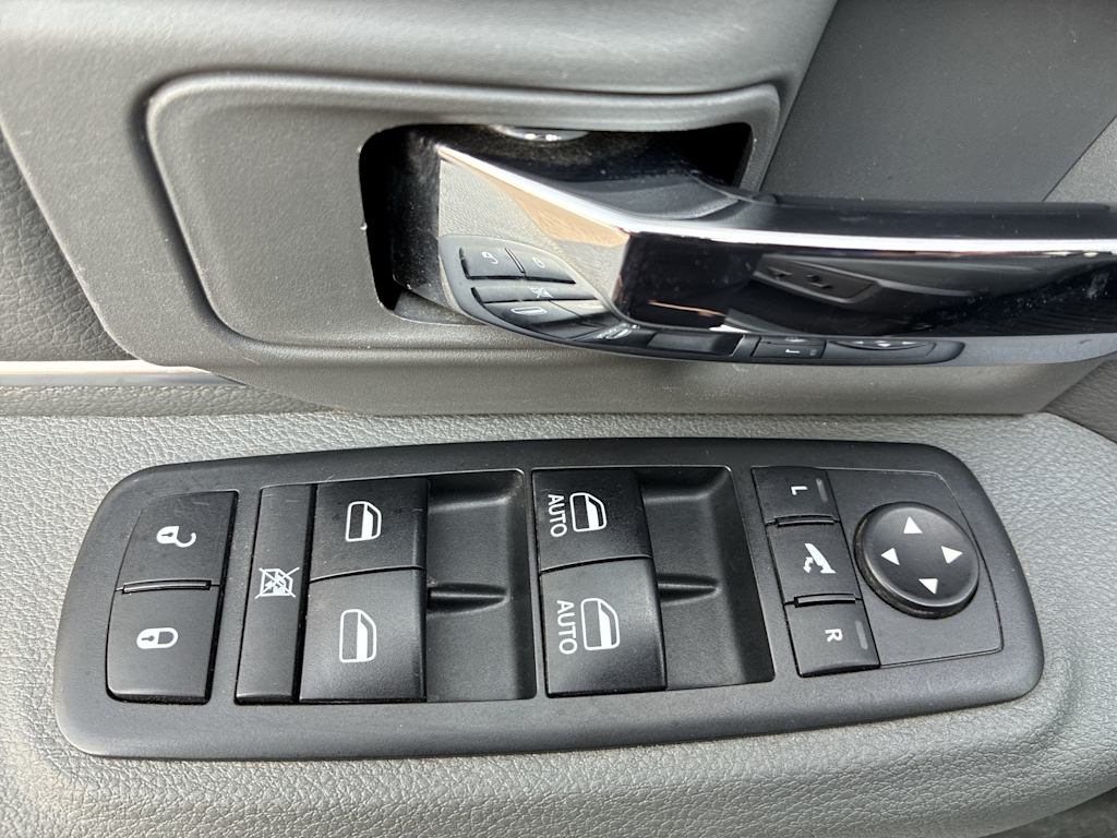 Thumbnail: 2018 RAM 1500 - 19