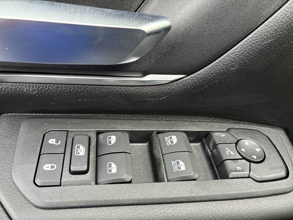 Thumbnail: 2026 RAM 1500 - 20