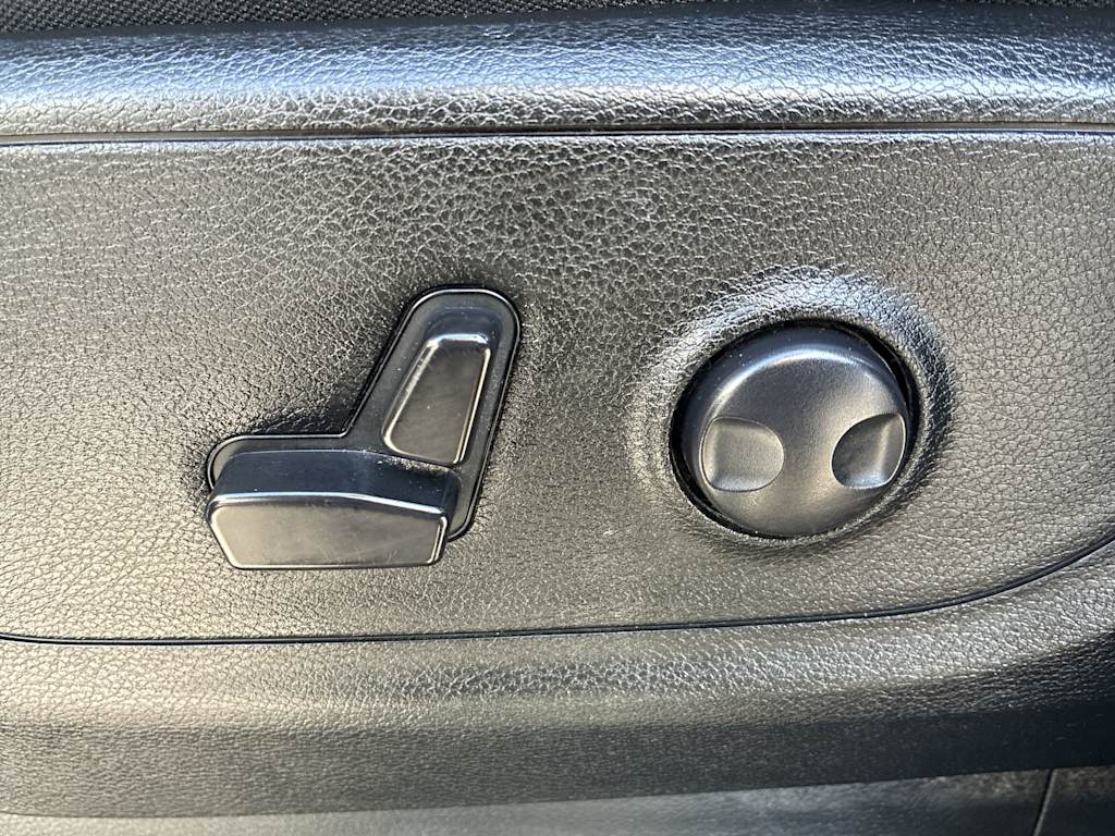 Thumbnail: 2023 RAM 1500 - 18
