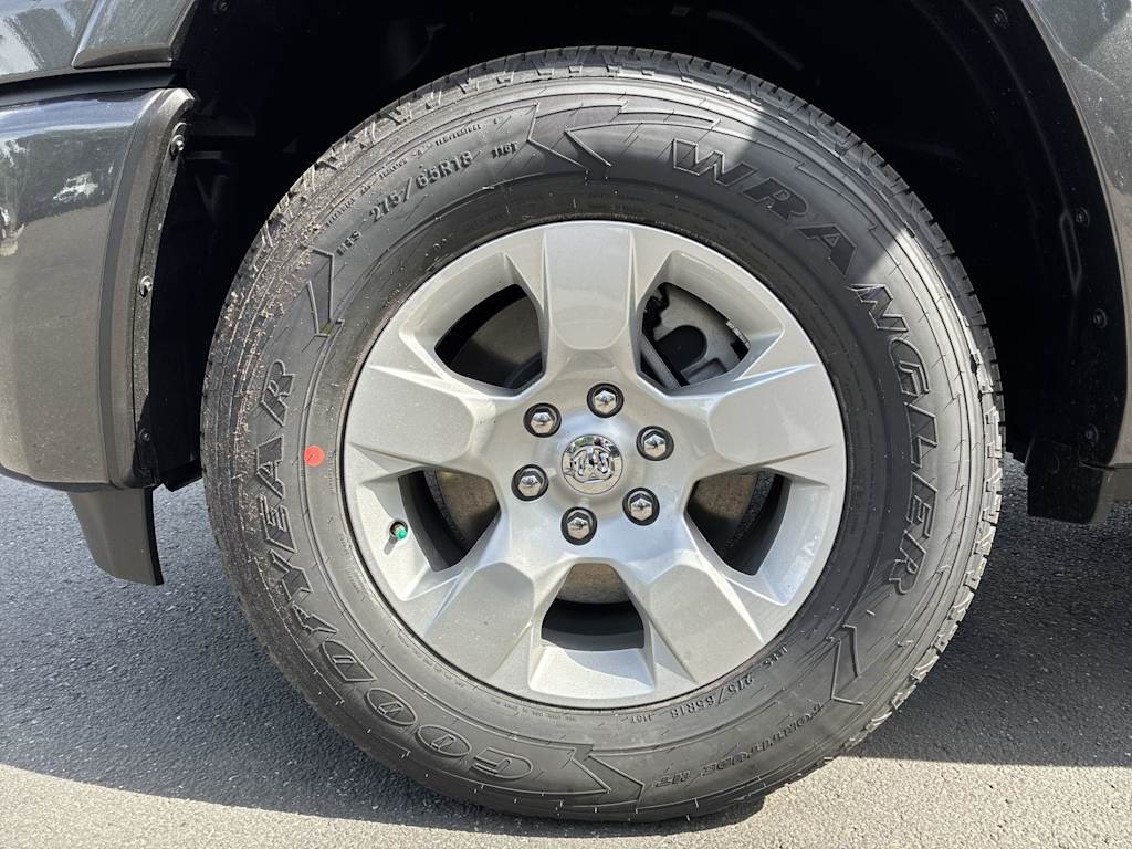 Thumbnail: 2026 RAM 1500 - 7