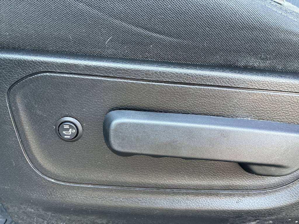 Thumbnail: 2019 RAM 1500 - 17