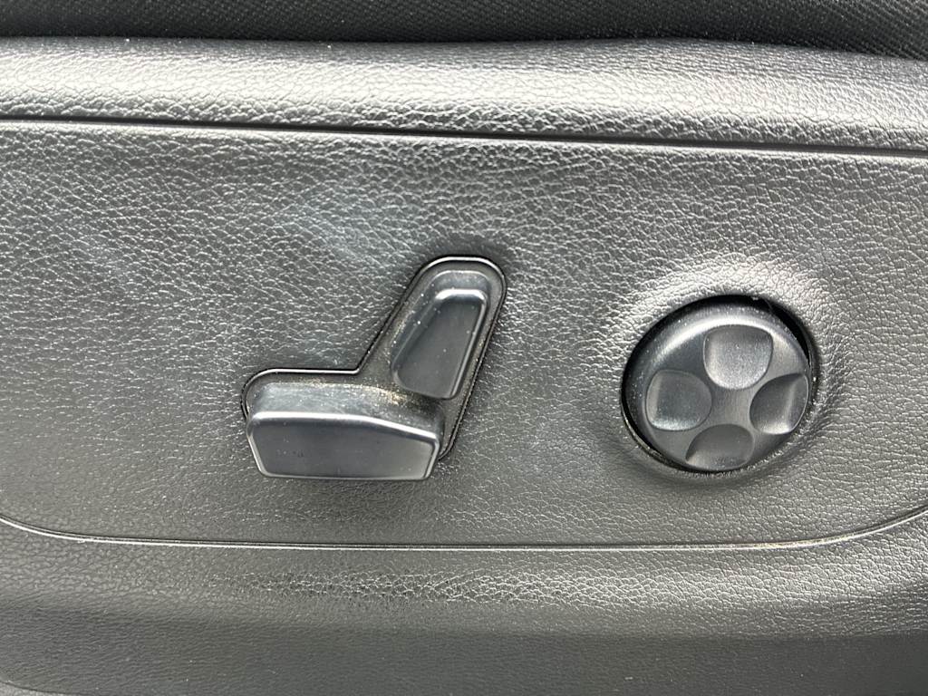 Thumbnail: 2020 RAM 1500 - 16