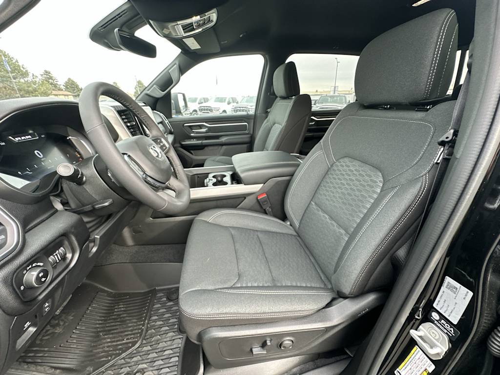 Thumbnail: 2026 RAM 1500 - 7