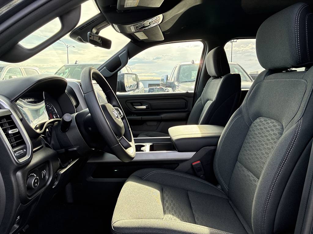 Thumbnail: 2026 RAM 1500 - 10