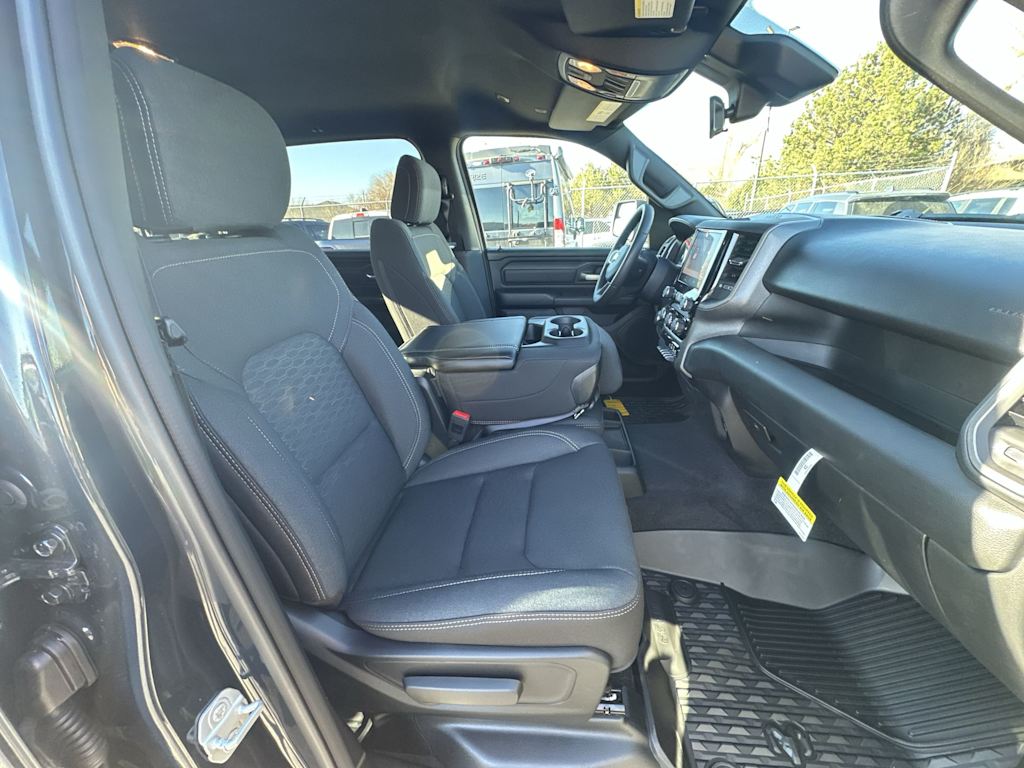 Thumbnail: 2026 RAM 1500 - 8