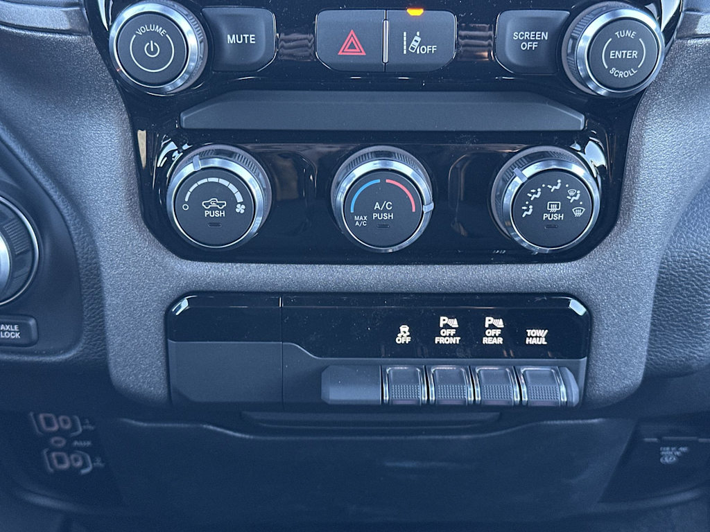 Thumbnail: 2026 RAM 1500 - 20