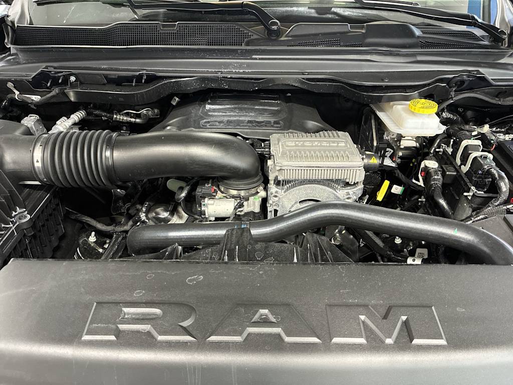 Thumbnail: 2026 RAM 1500 - 9