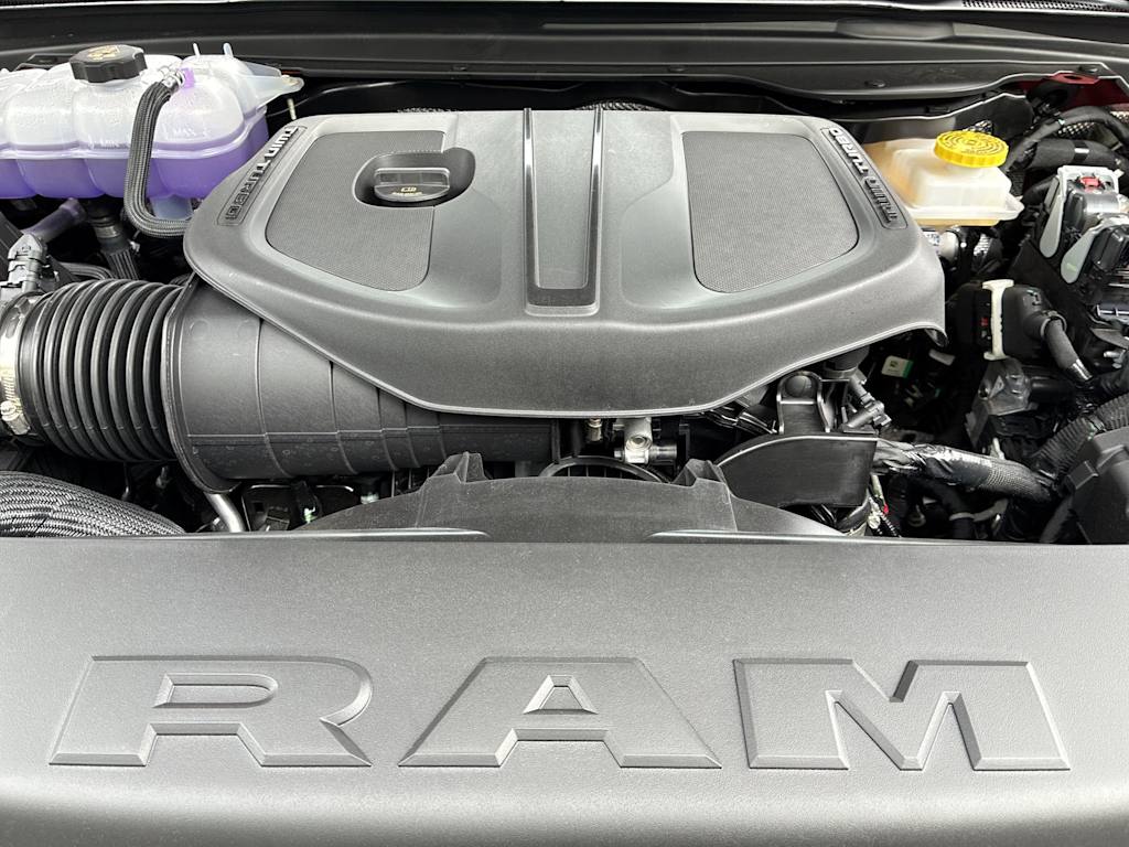 Thumbnail: 2026 RAM 1500 - 7