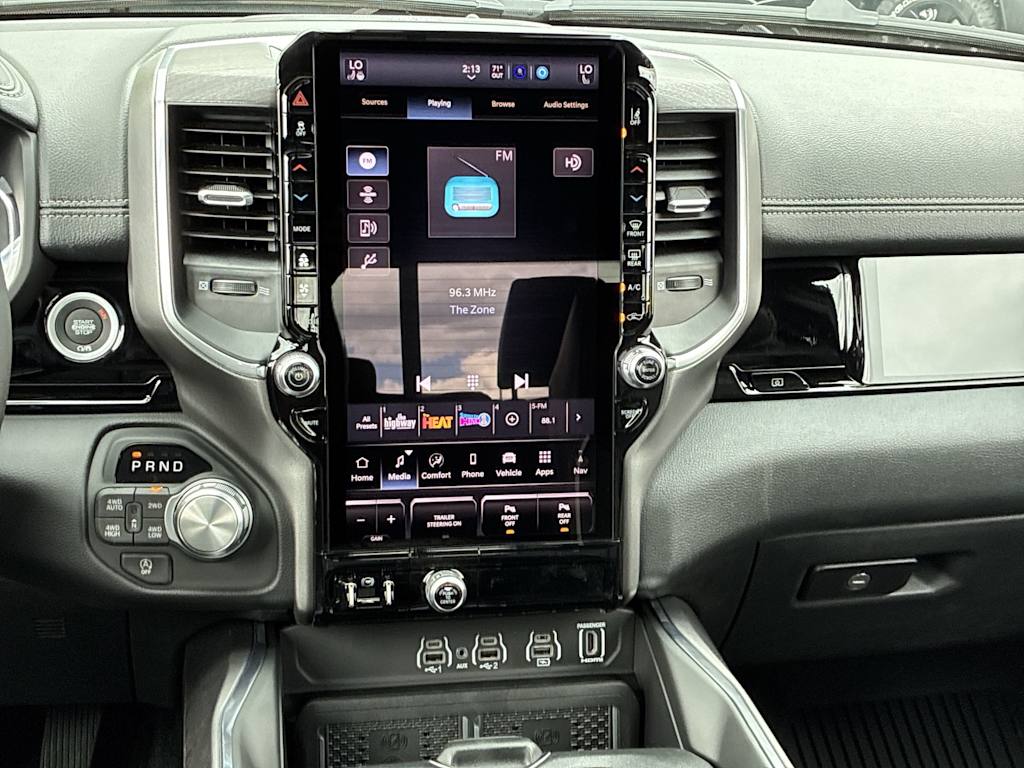 Thumbnail: 2026 RAM 1500 - 9