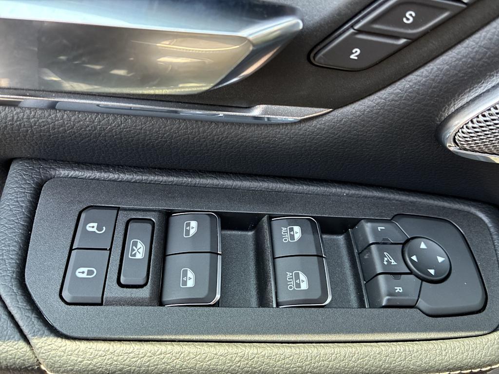 Thumbnail: 2026 RAM 1500 - 20