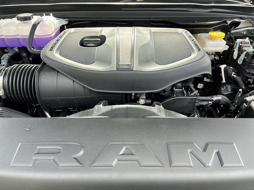 Thumbnail: 2026 RAM 1500 - 7