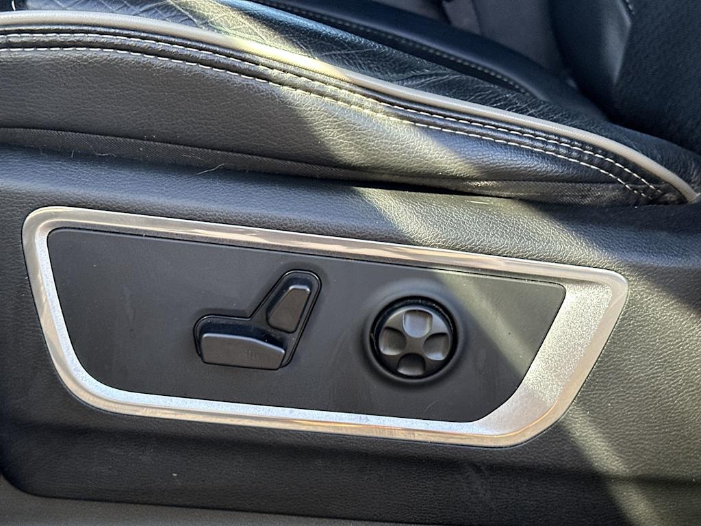 Thumbnail: 2020 RAM 1500 - 18