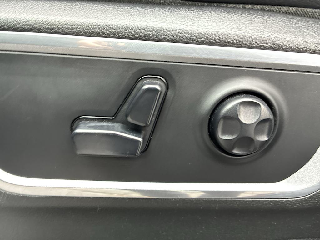 Thumbnail: 2020 RAM 1500 - 17