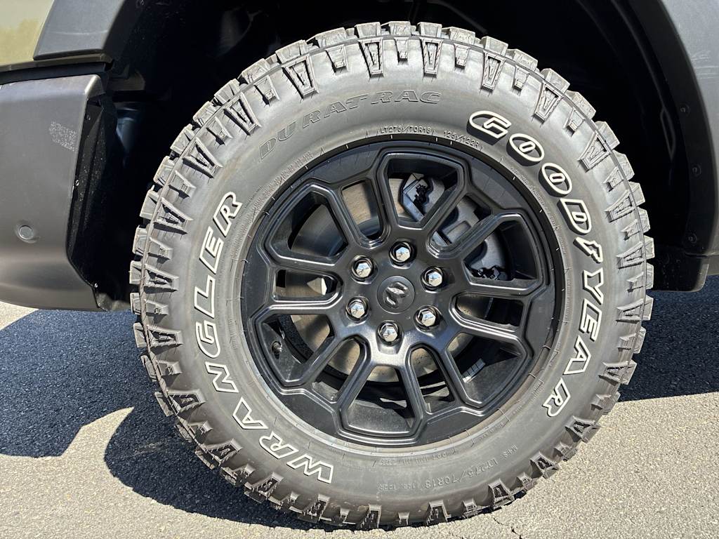 Thumbnail: 2026 RAM 1500 - 8