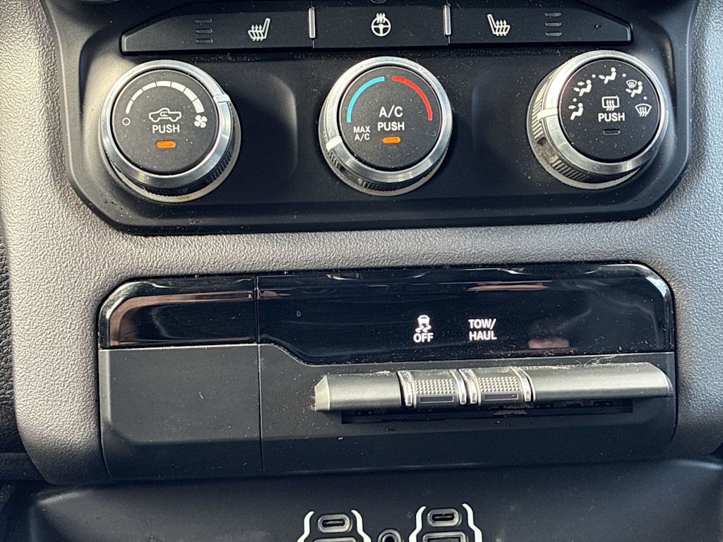 Thumbnail: 2020 RAM 1500 - 20