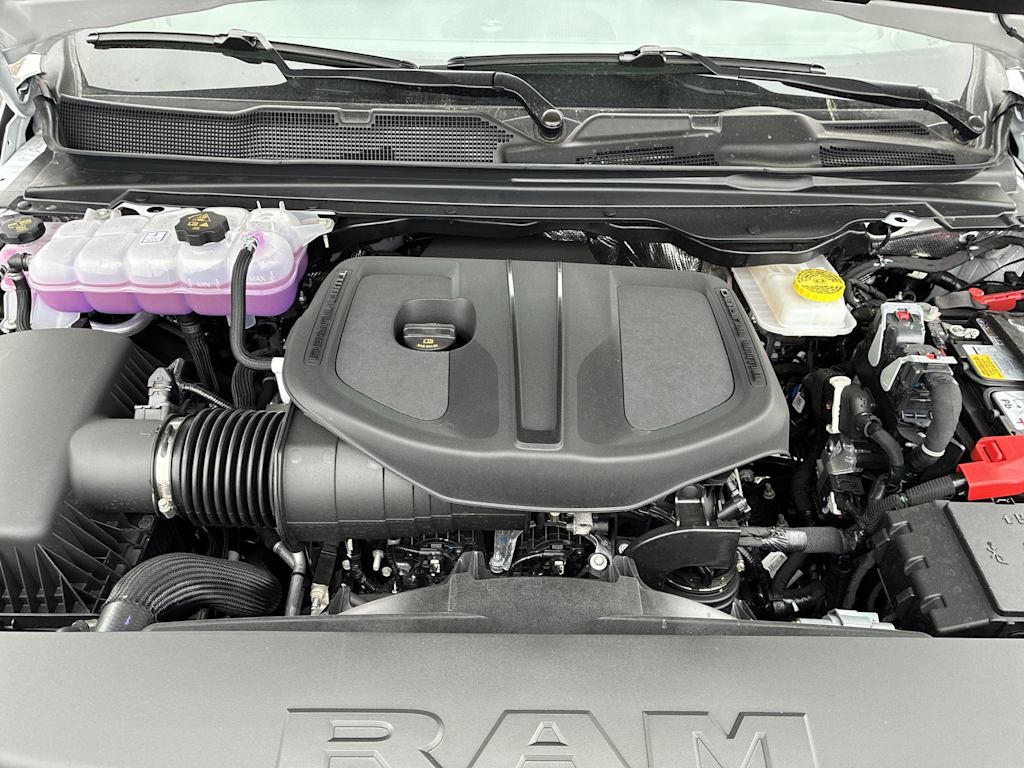 Thumbnail: 2026 RAM 1500 - 8