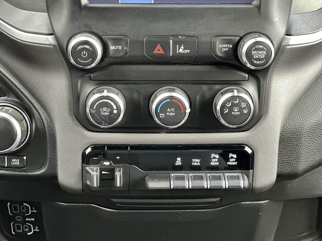 Thumbnail: 2022 RAM 1500 - 22