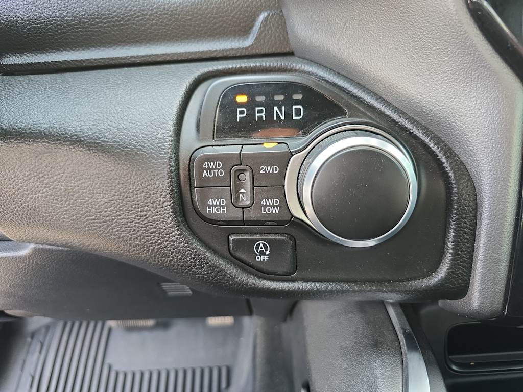 Thumbnail: 2024 RAM 1500 - 23
