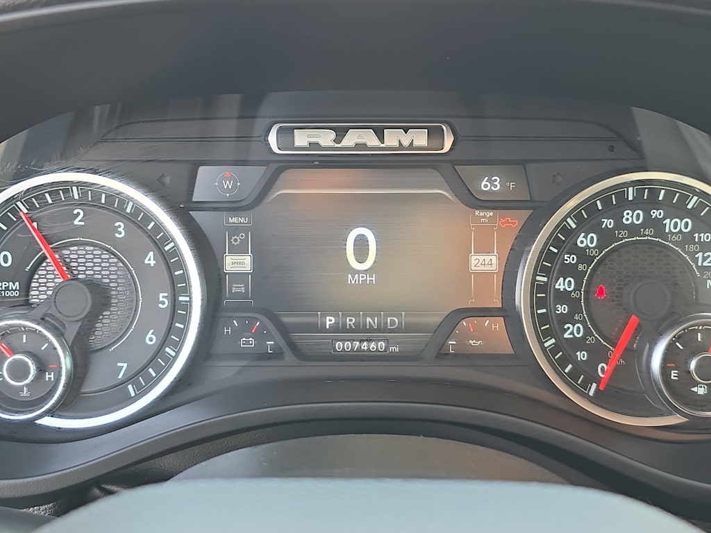 Thumbnail: 2024 RAM 1500 - 10