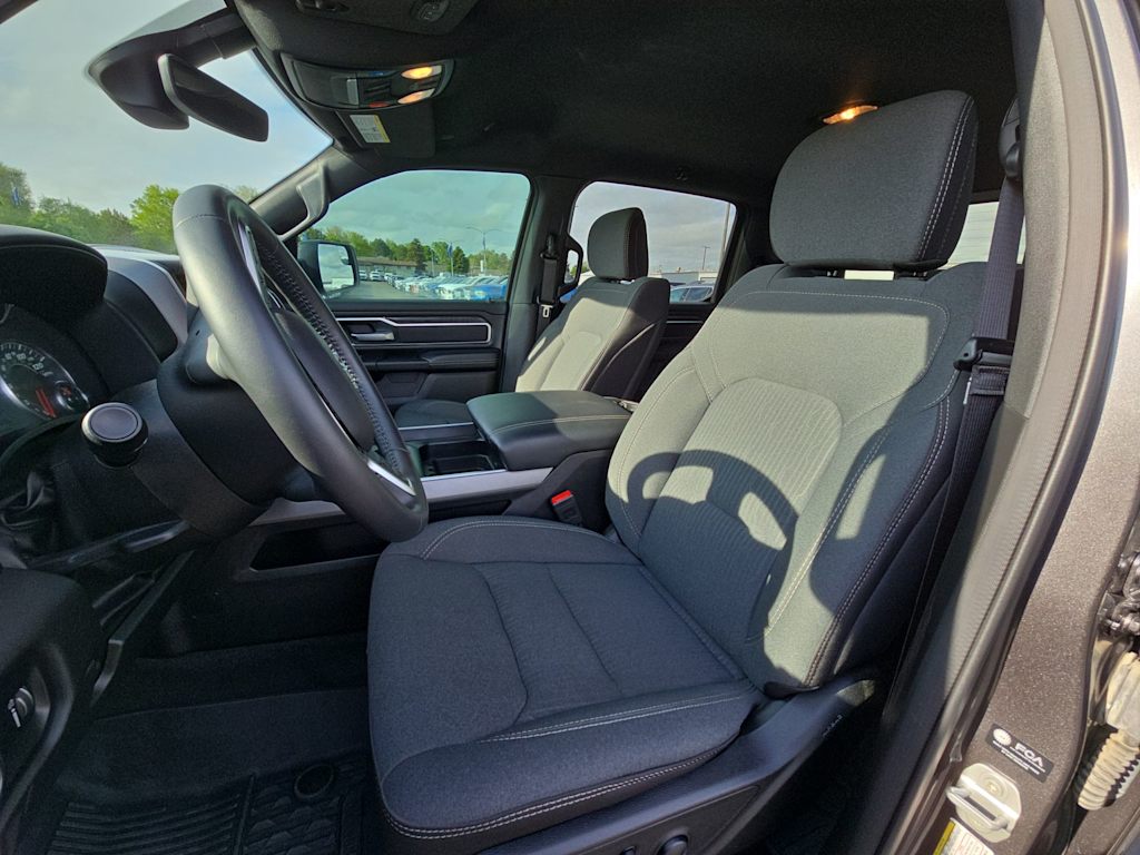 Thumbnail: 2024 RAM 1500 - 6