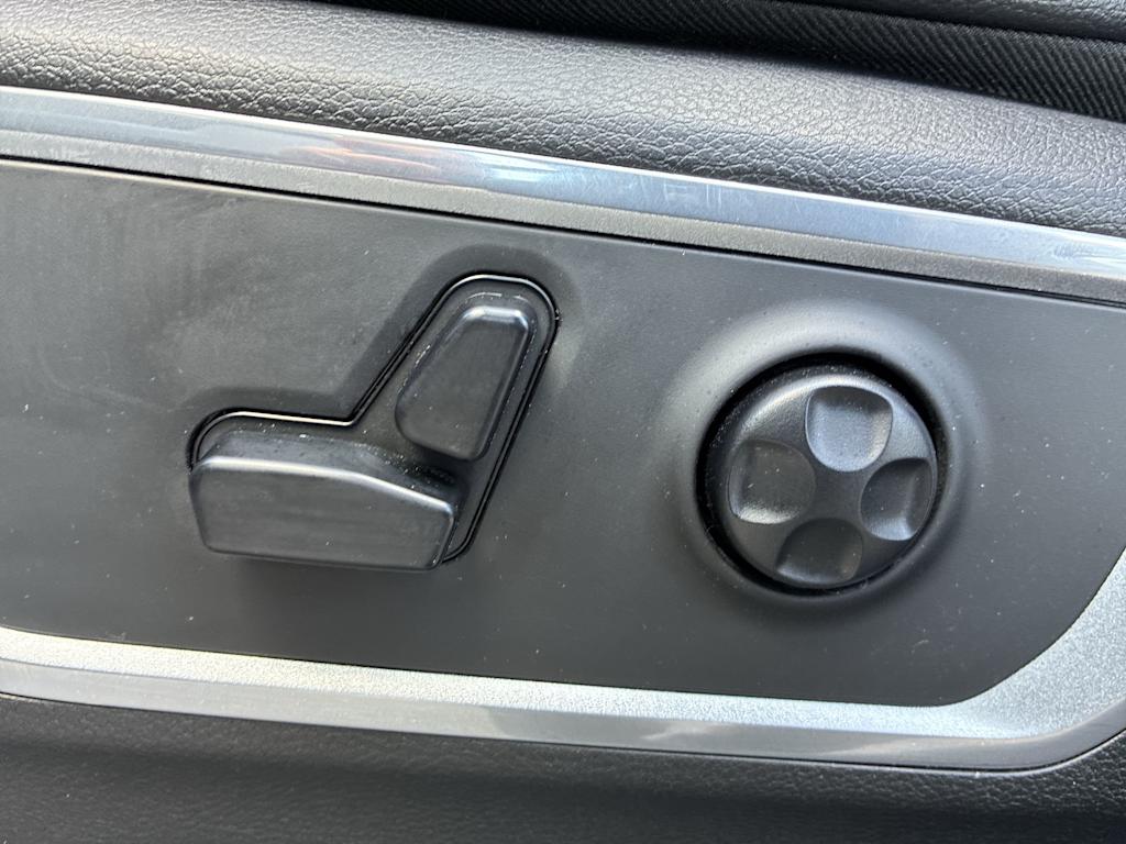 Thumbnail: 2020 RAM 1500 - 18