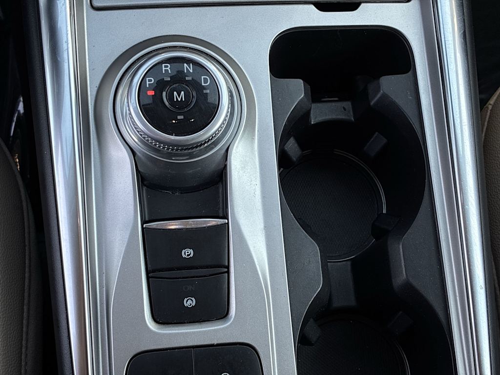 Thumbnail: 2021 Ford Explorer - 13