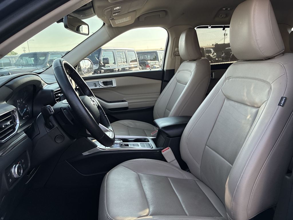 Thumbnail: 2021 Ford Explorer - 9