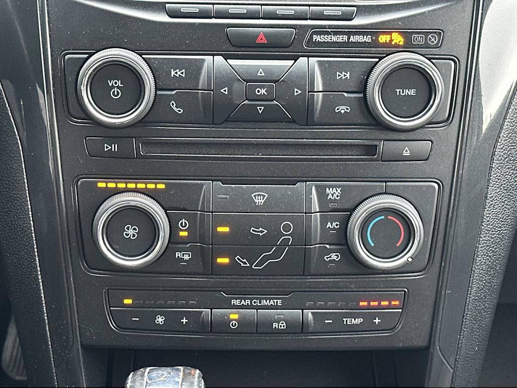 Thumbnail: 2016 Ford Explorer - 22