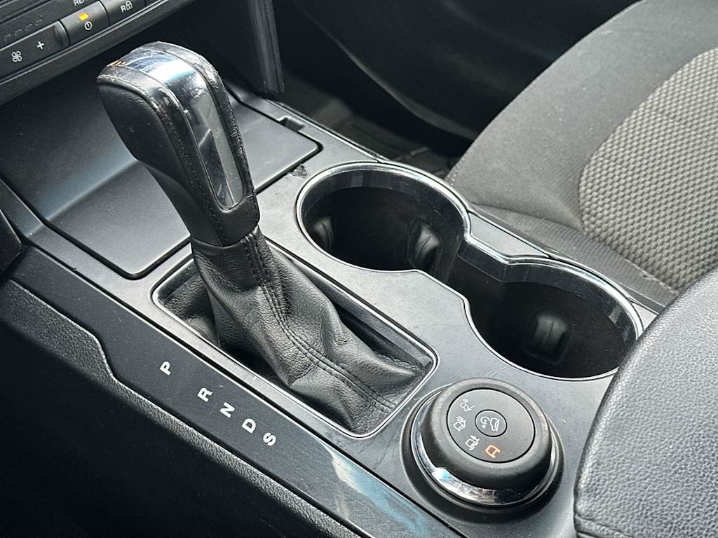 Thumbnail: 2016 Ford Explorer - 11