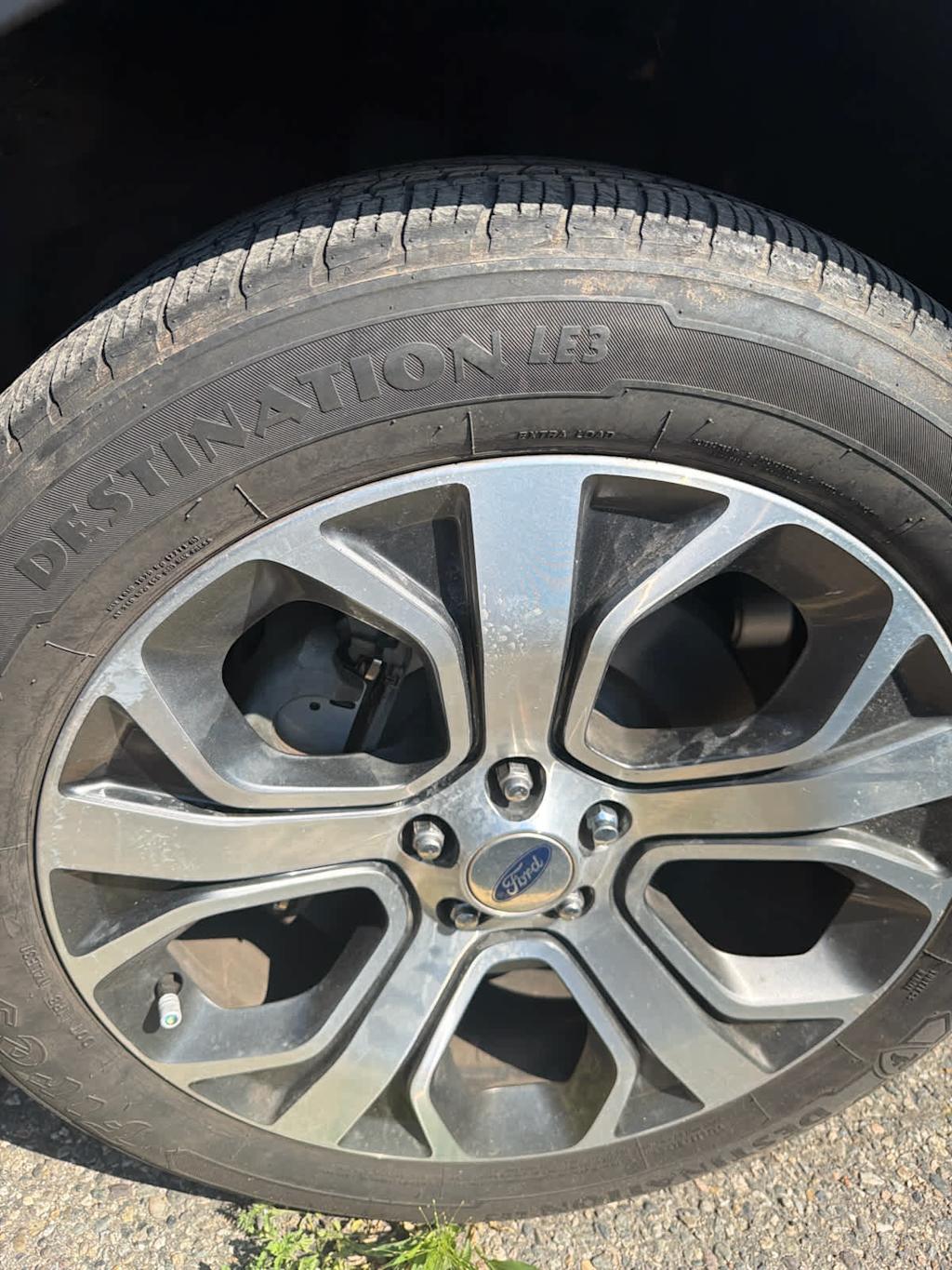 Thumbnail: 2019 Ford Explorer - 5