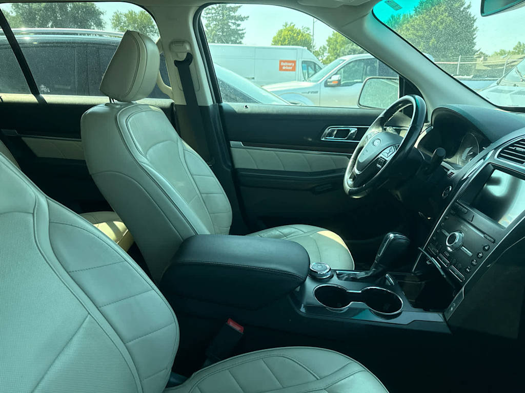 Thumbnail: 2019 Ford Explorer - 7