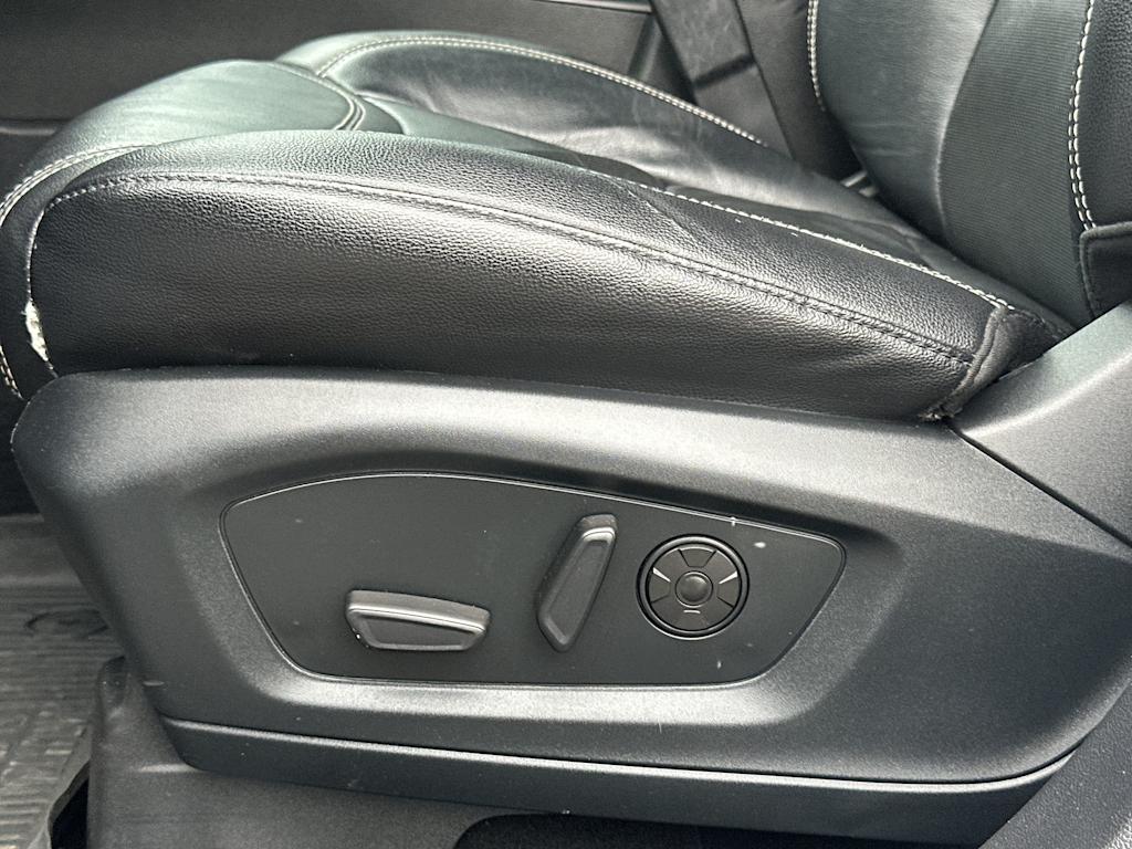 Thumbnail: 2021 Ford Explorer - 19