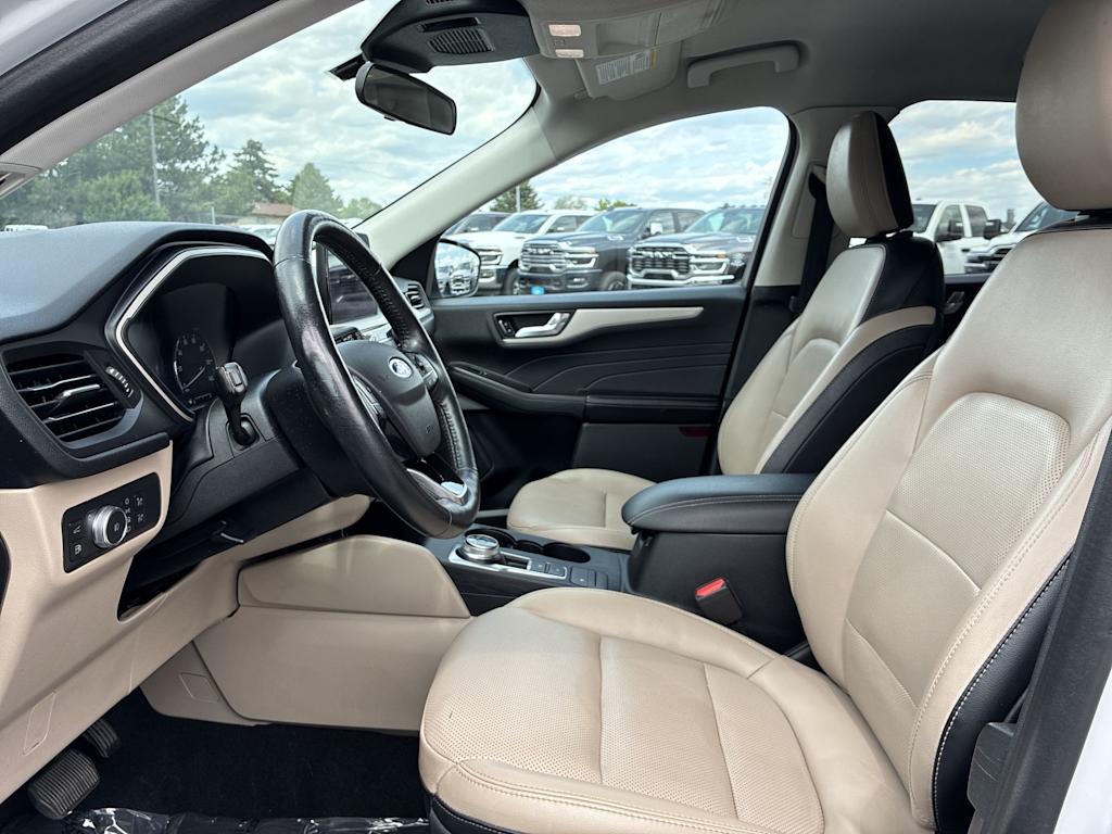 Thumbnail: 2021 Ford Escape - 7