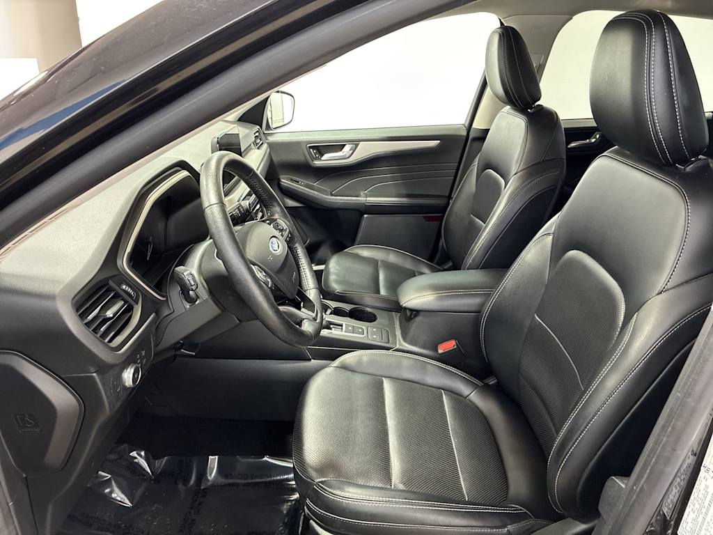 Thumbnail: 2021 Ford Escape - 10