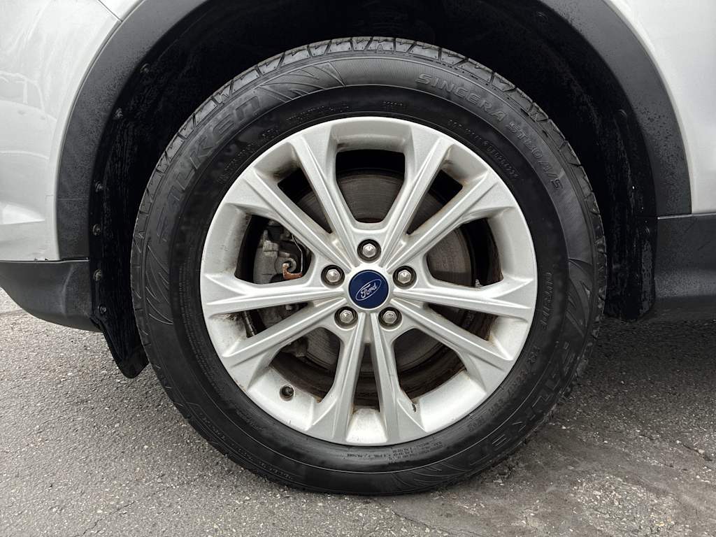 Thumbnail: 2018 Ford Escape - 6