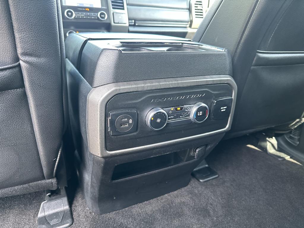Thumbnail: 2021 Ford Expedition - 24