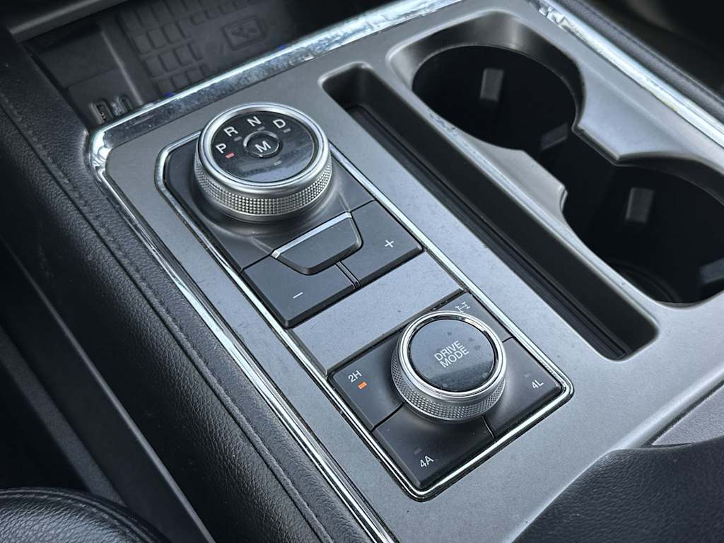 Thumbnail: 2021 Ford Expedition - 12